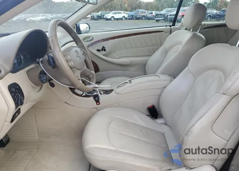 2007 Mercedes-Benz Clk 550 из США, поврежденный, VIN WDBTK72F47F223553